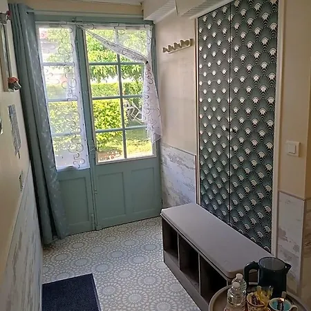 Bed & Breakfast Au Coeur Du Marais