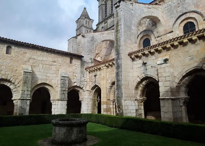 Au Coeur Du Marais Bed and breakfast